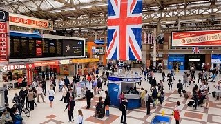 A Walk Through The London Victoria Station London England [upl. by Maeve]